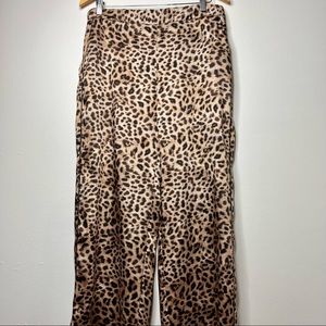 Zara Basic Leopard Wide Leg Pants Trousers, size Large Satin finish, like new